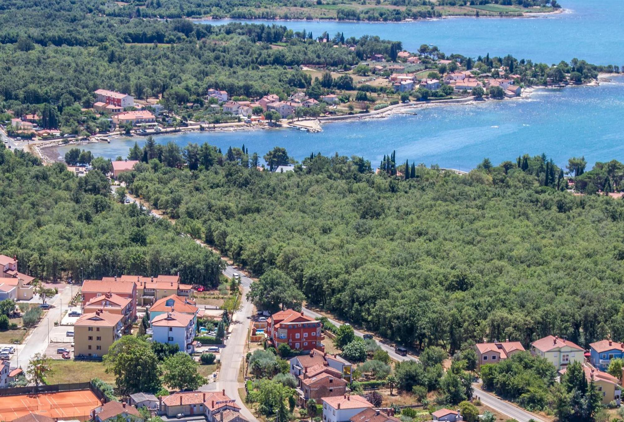 Apartment Dugonjic *