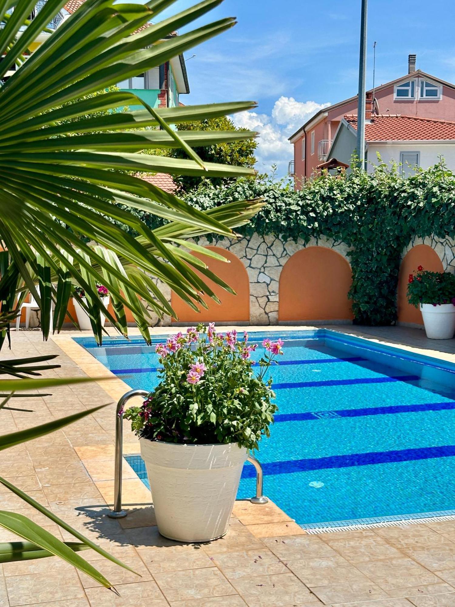 Dugonjic Apartment *